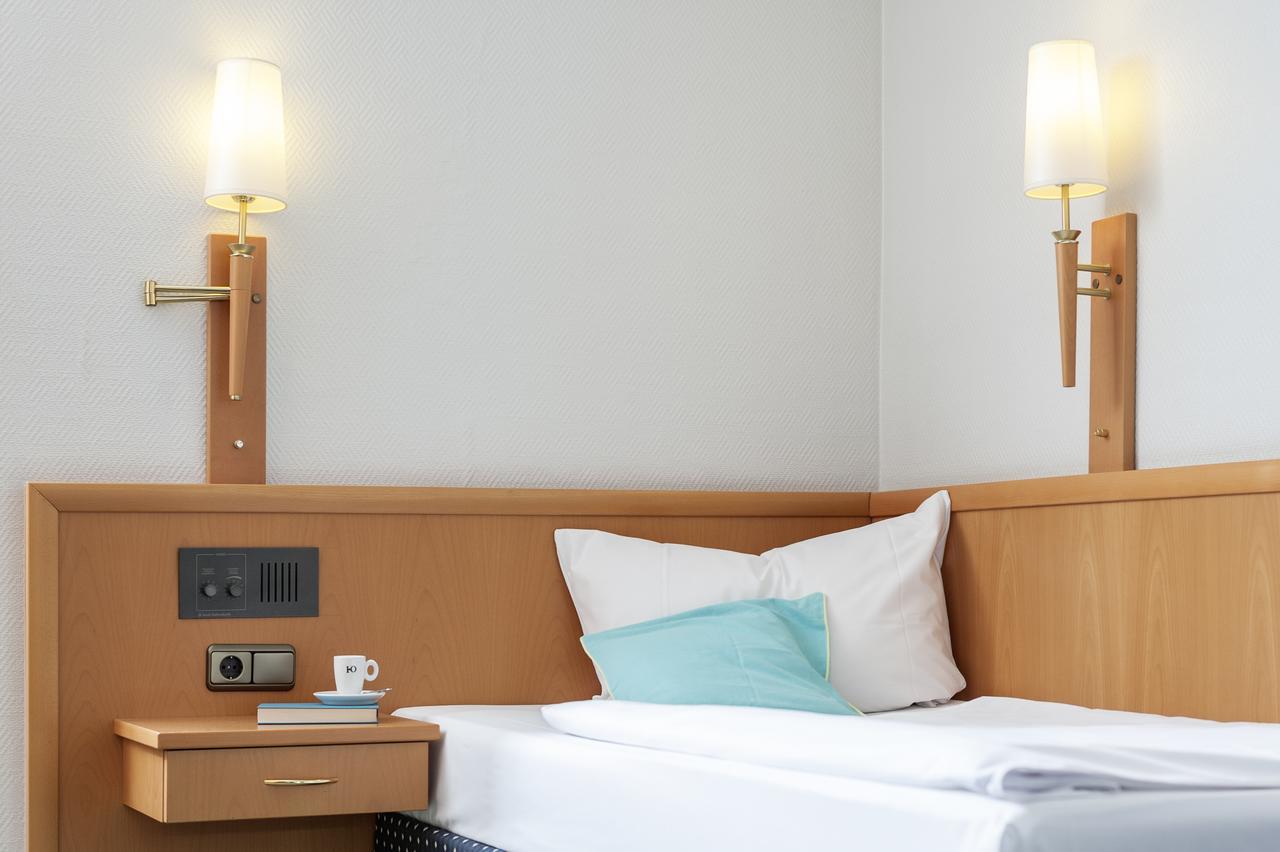 Hotel Monika Büttelborn Esterno foto